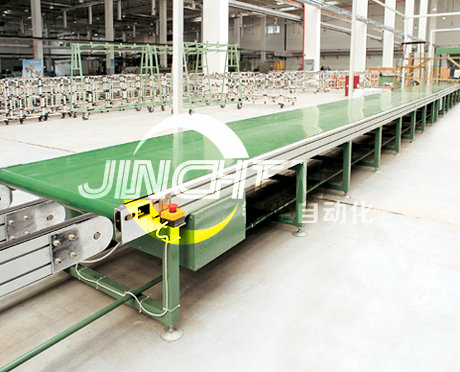 直行皮帶輸送機使用現(xiàn)場